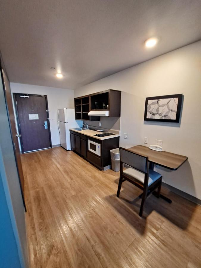 Woodspring Suites Fargo North Near Ndsu Εξωτερικό φωτογραφία
