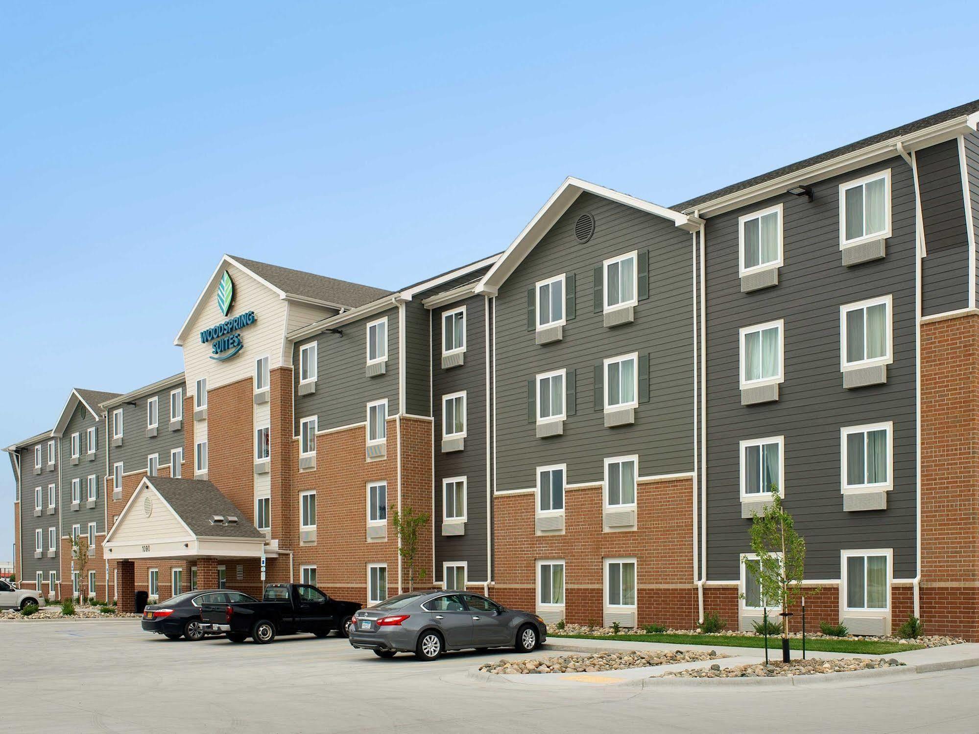 Woodspring Suites Fargo North Near Ndsu Εξωτερικό φωτογραφία