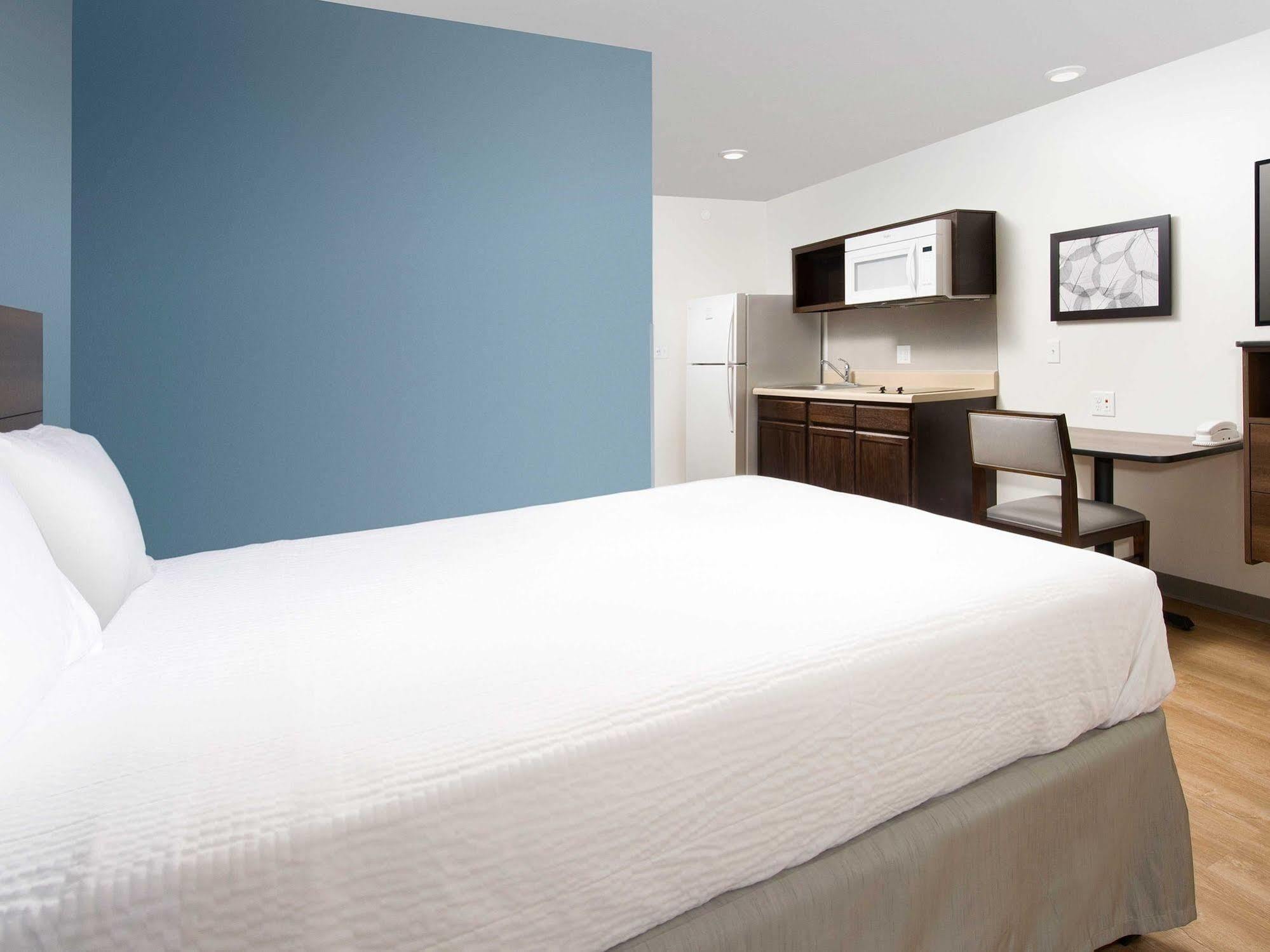 Woodspring Suites Fargo North Near Ndsu Εξωτερικό φωτογραφία