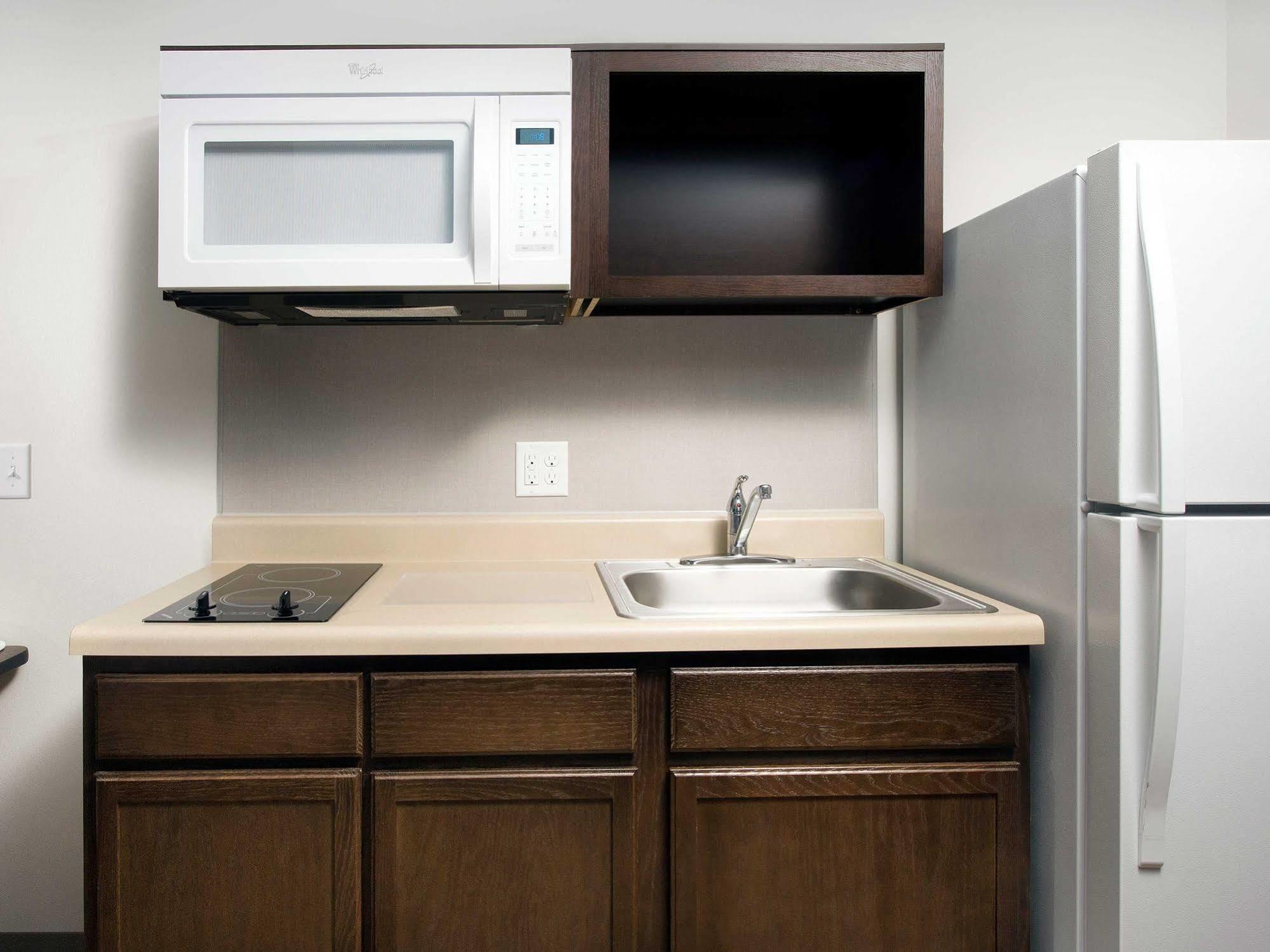 Woodspring Suites Fargo North Near Ndsu Εξωτερικό φωτογραφία
