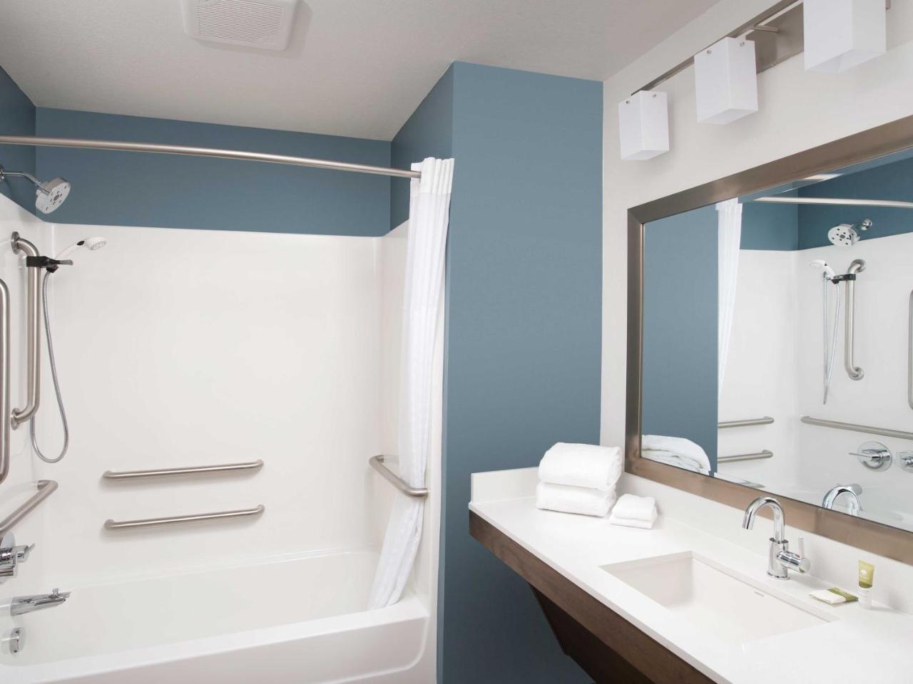 Woodspring Suites Fargo North Near Ndsu Εξωτερικό φωτογραφία